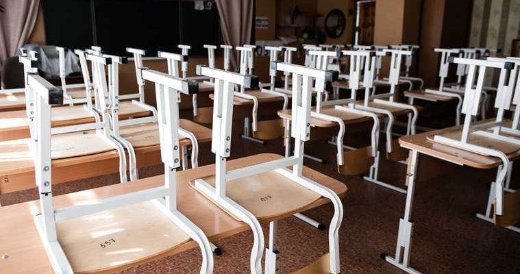 в Минпросвещения РФ высказались о введении новых школьных каникул