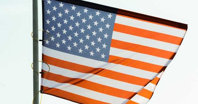 Трамп отстранен президент США импичмент